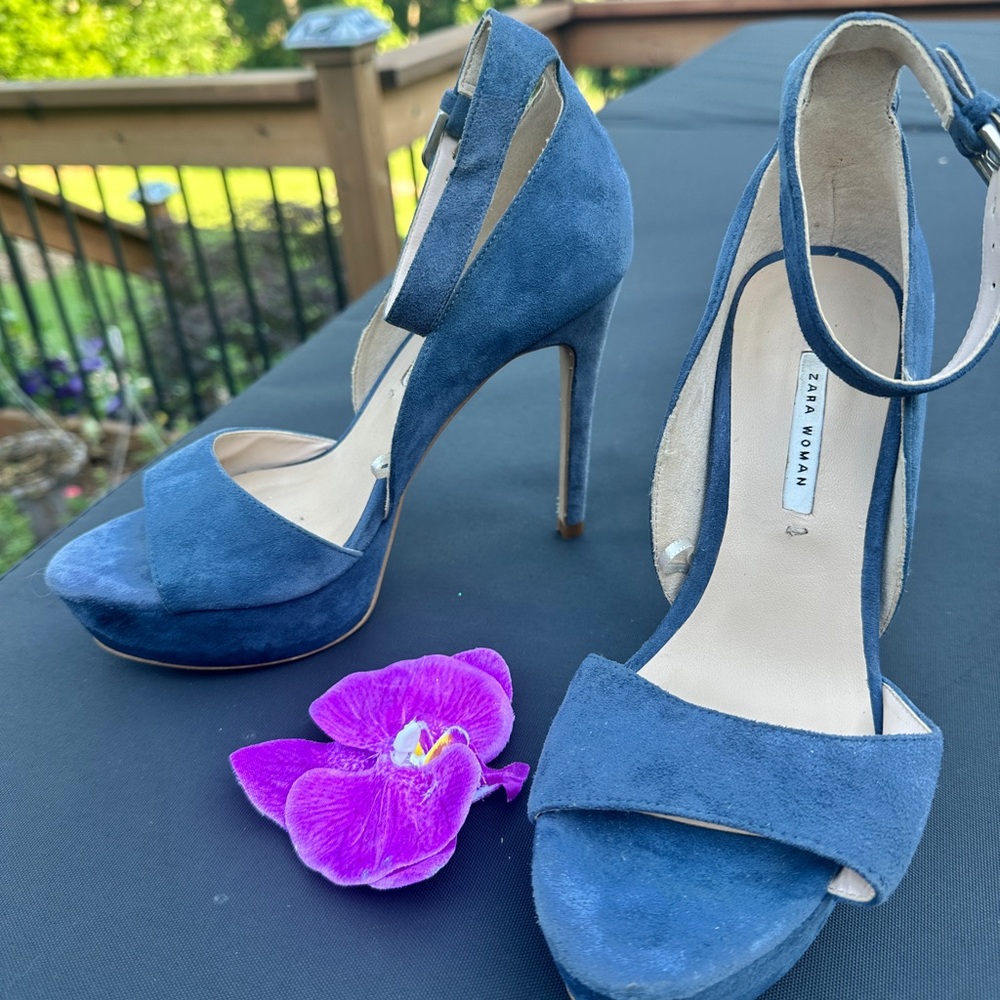 Zara Elegant Blue Suede Pumps Platform Ankle Strap High Heels US Size 37.